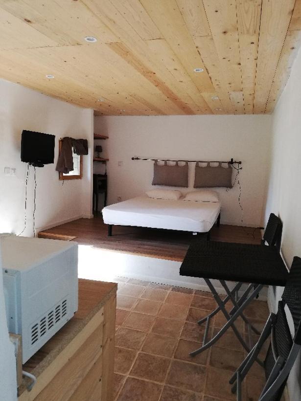 Domaine Des Bruguieres Villa Entrecasteaux Стая снимка