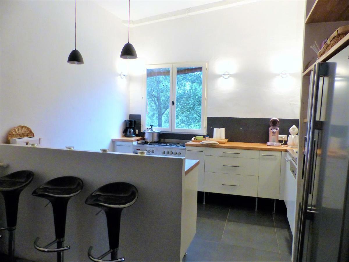 Domaine Des Bruguieres Villa Entrecasteaux Екстериор снимка