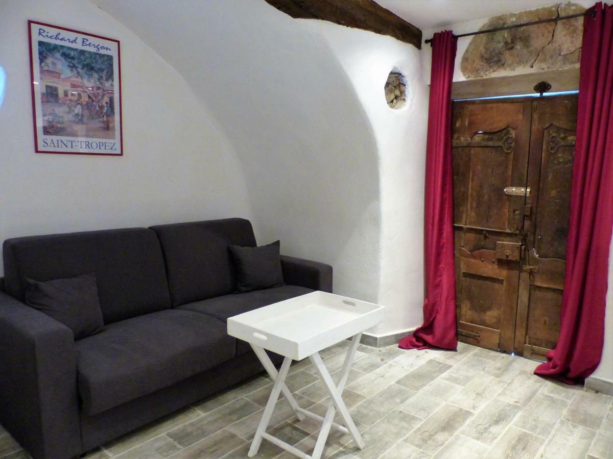 Domaine Des Bruguieres Villa Entrecasteaux Екстериор снимка