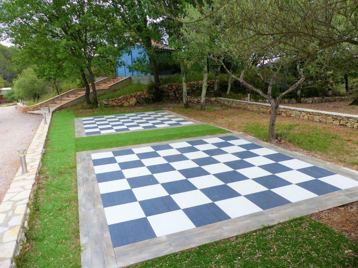 Domaine Des Bruguieres Villa Entrecasteaux Екстериор снимка